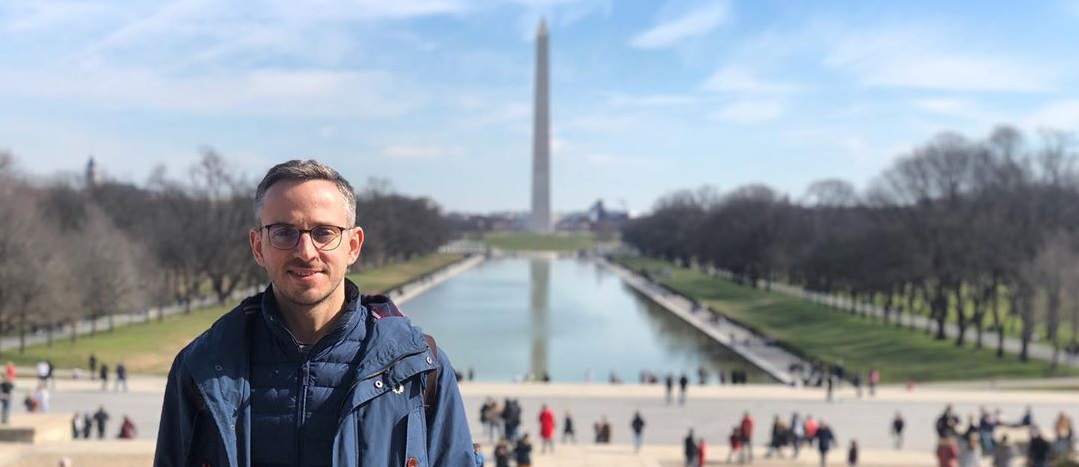 Госдеп США прокачивает главного редактора Znak.com Дмитрия Колезева в Вашингтоне
